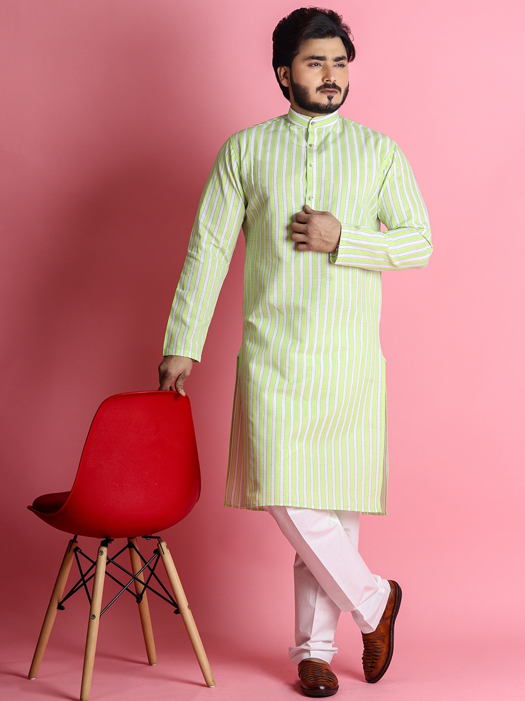

Tibra Collection Striped Mandarin Collar Kurta with Pyjamas, Green