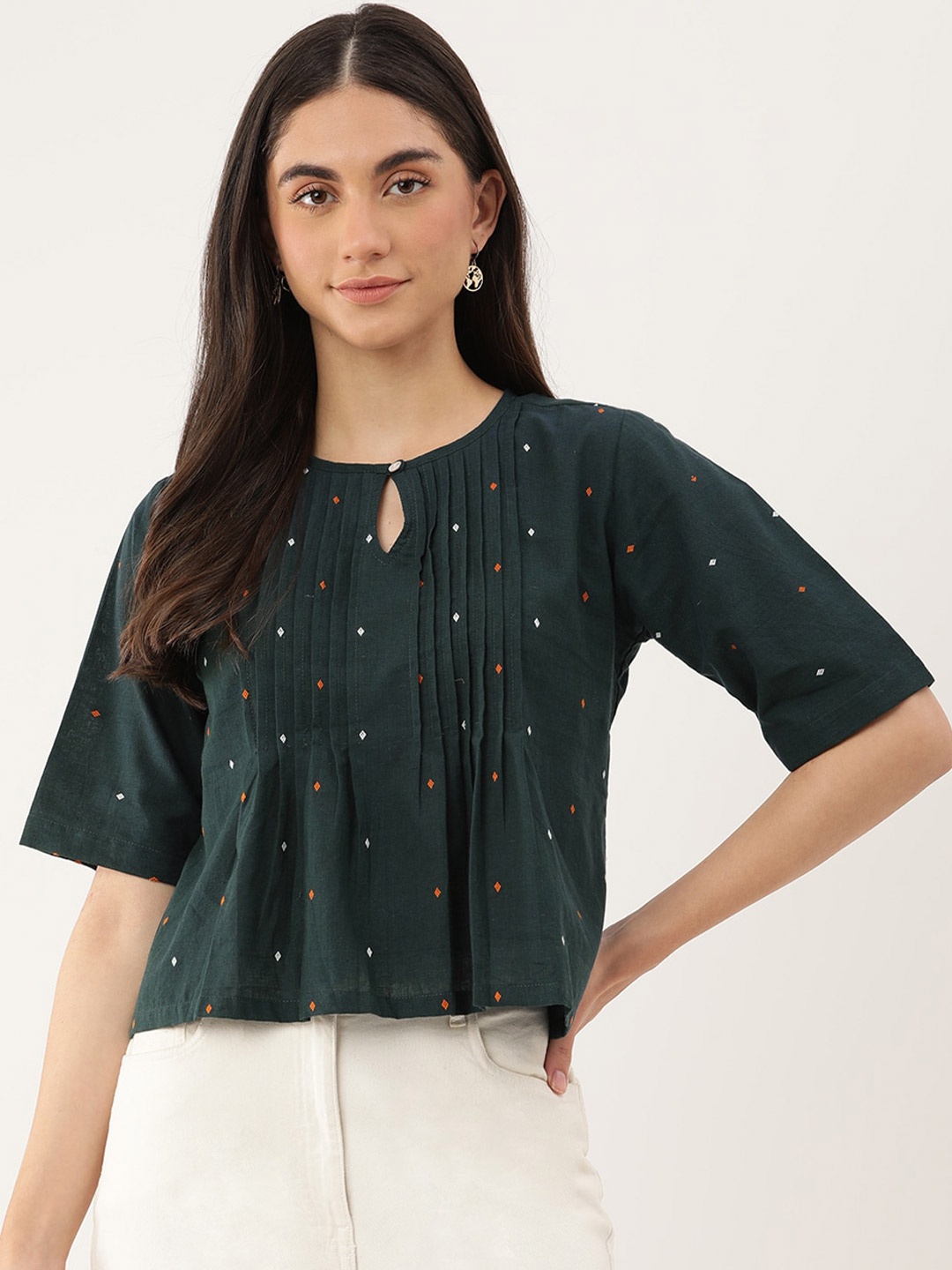 

Lokatita Geometric Printed Keyhole Neck Pure Cotton Top, Green