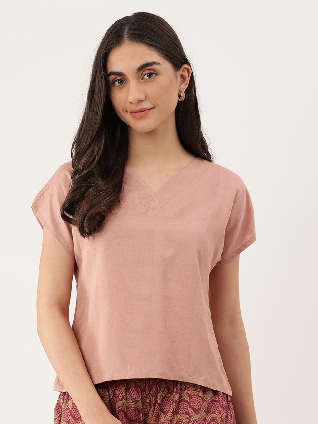 

Lokatita Peach-Coloured Extended Sleeves Linen Top