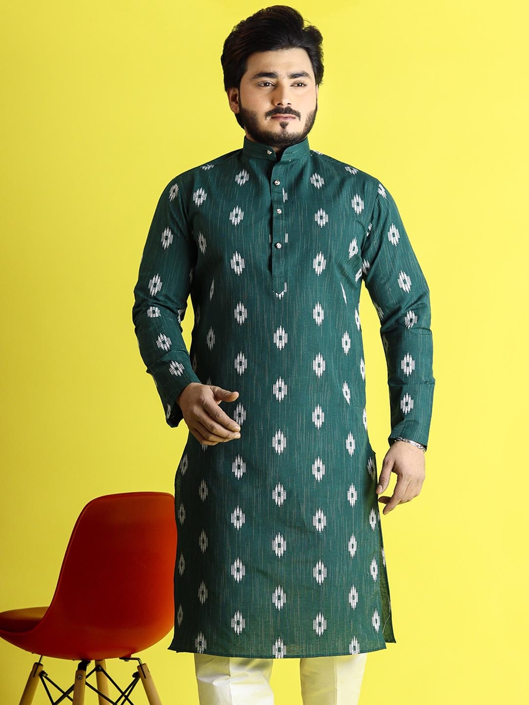 

Tibra Collection Mandarin Collar Ethnic Motifs Printed Pure Cotton Kurta, Green