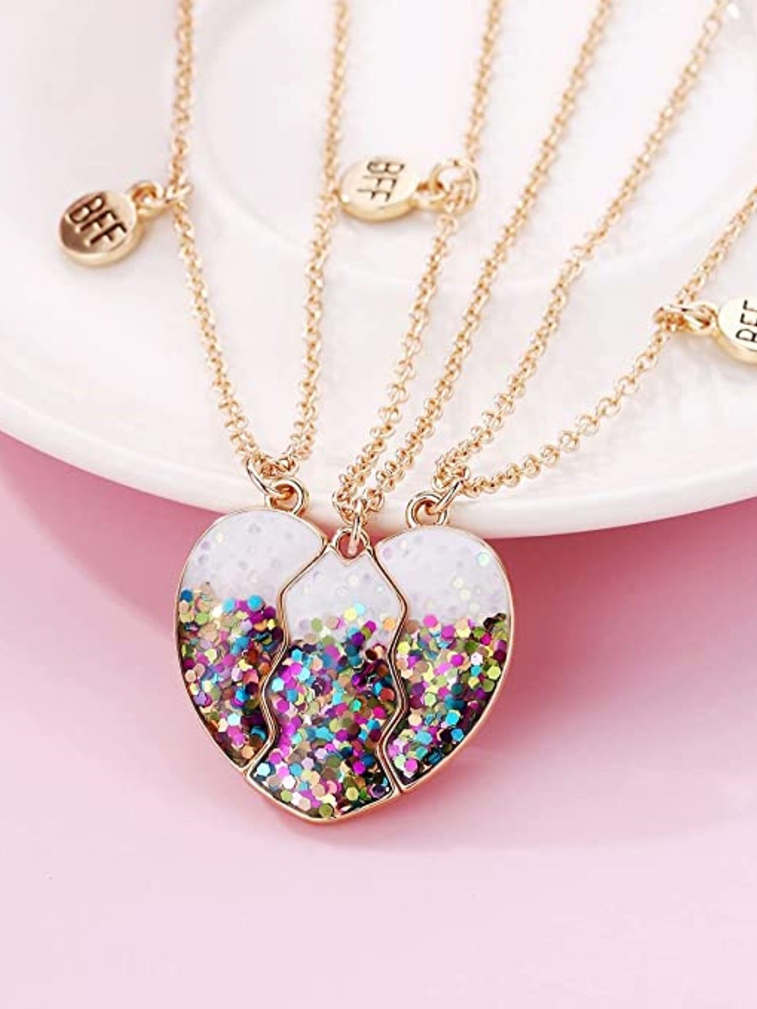 

EL REGALO 3Pcs Gold-Plated Necklace