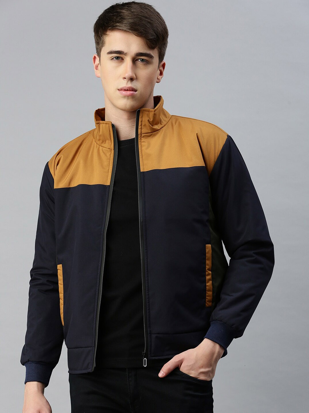 

VOXATI Men Colourblocked Stand Collar Bomber Jacket, Navy blue