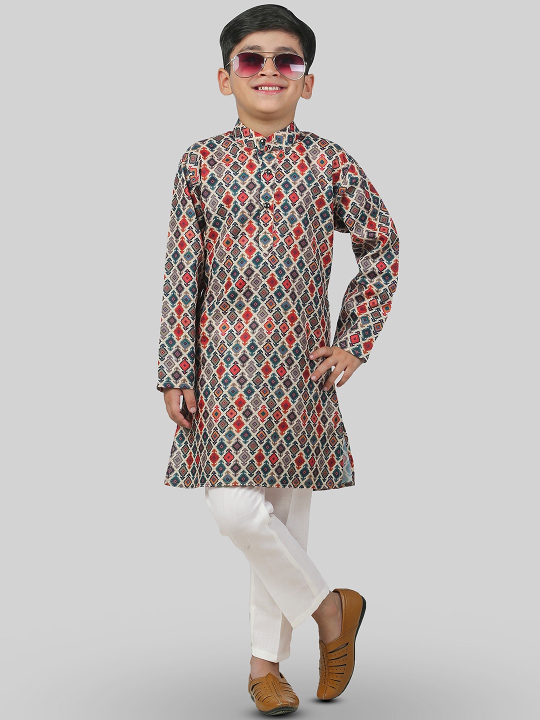 

BAESD Boys Ethnic Motifs Printed Mandarin Collar Kurta with Pyjamas, Red