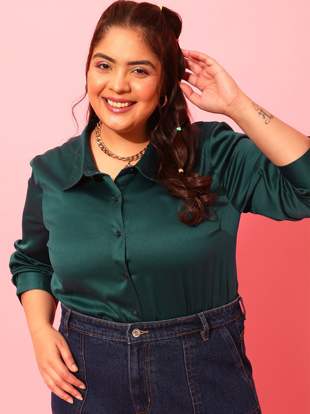 

CURVY STREET Plus Size Green Classic Satin Casual Shirt