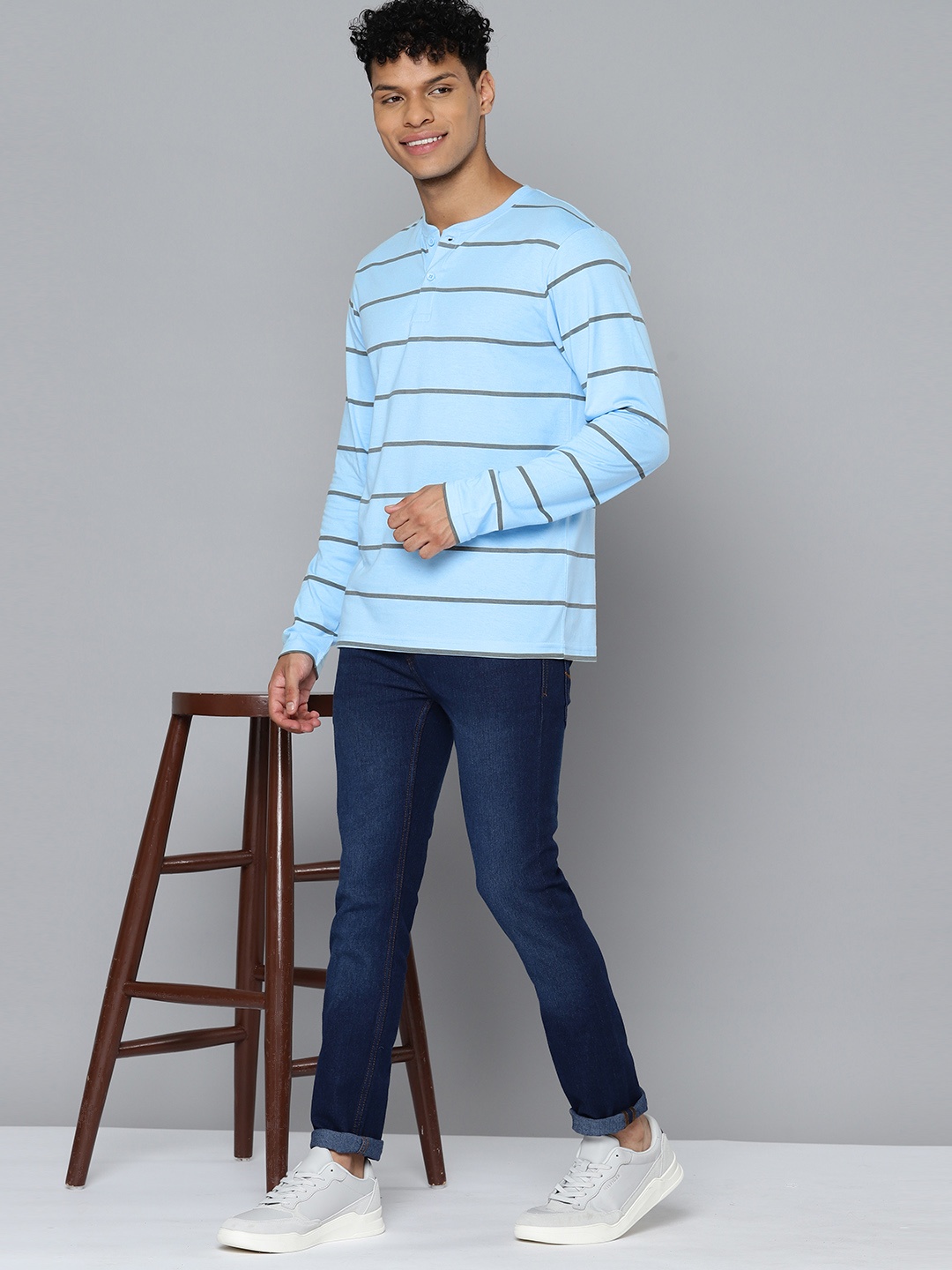 

HERE&NOW Men Striped Henley Neck T-shirt, Blue