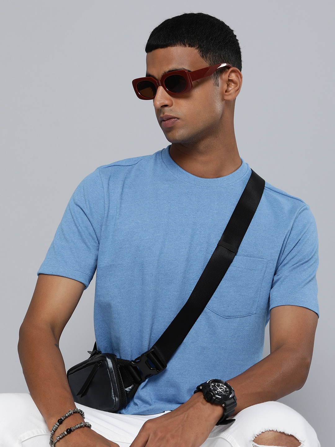 

R Code by The Roadster Life Co Men Pocket Detailing Regular Fit T-shirt, Blue