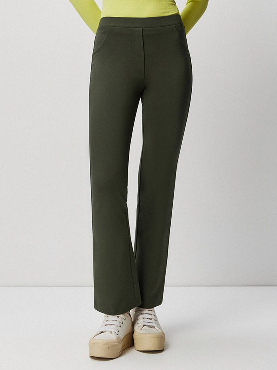 

COVER STORY Women Olive Green Skinny Fit Flared Jeggings
