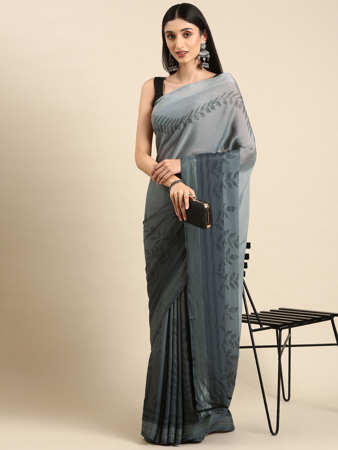 

HERE&NOW Floral Print Pure Crepe Saree, Grey