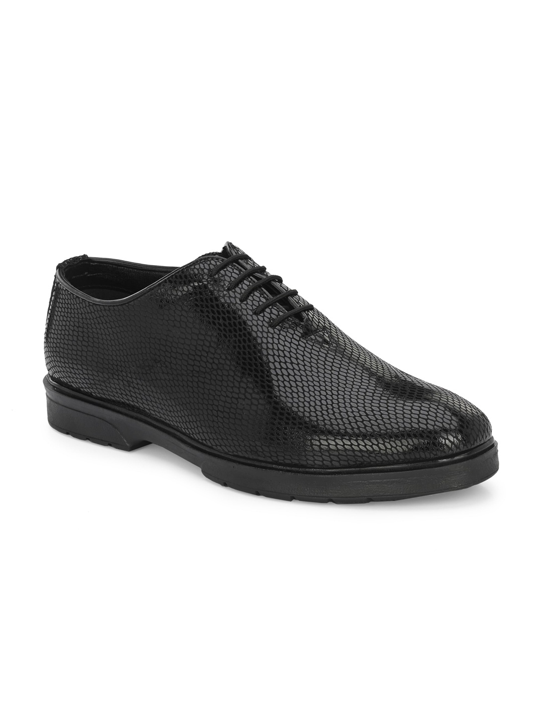 

House of Pataudi Men Textured Lace-Up Round Toe Formal Oxfords, Black