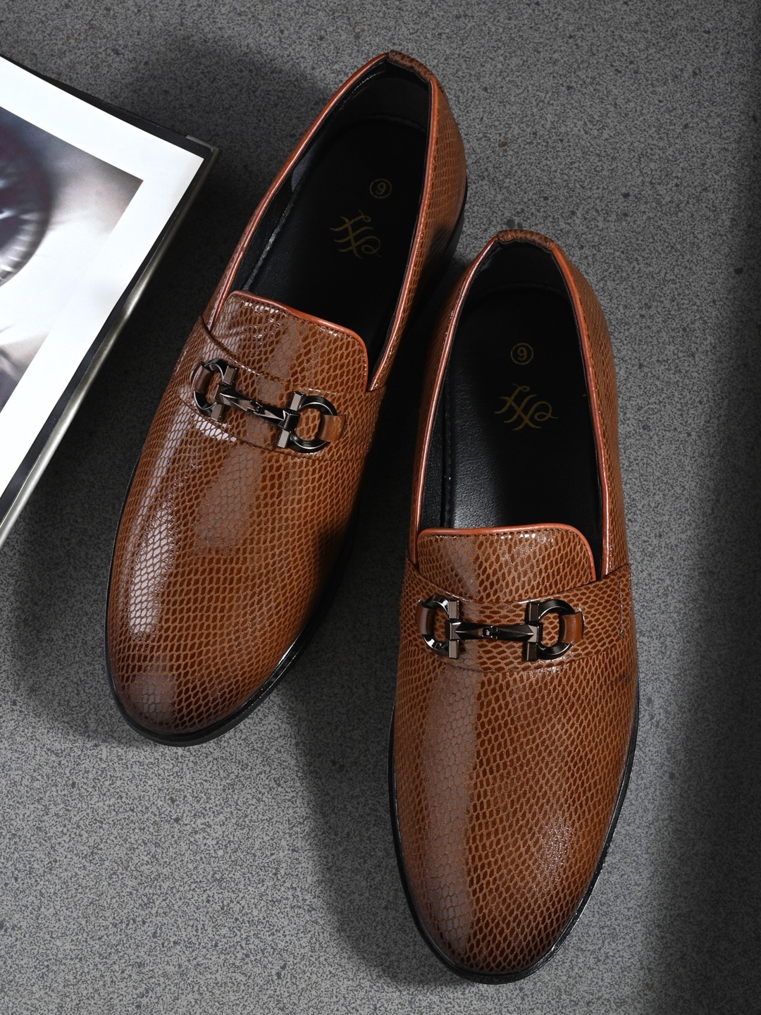 

House of Pataudi Men Textured Formal Loafers, Tan