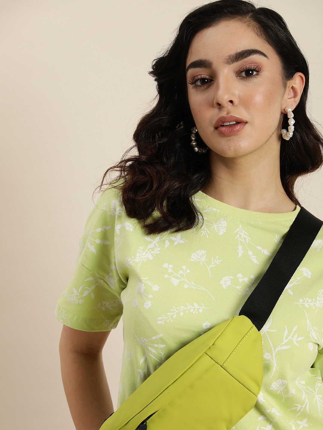 

HERE&NOW Pure Cotton Floral Printed Drop-Shoulder Sleeves T-shirt, Lime green
