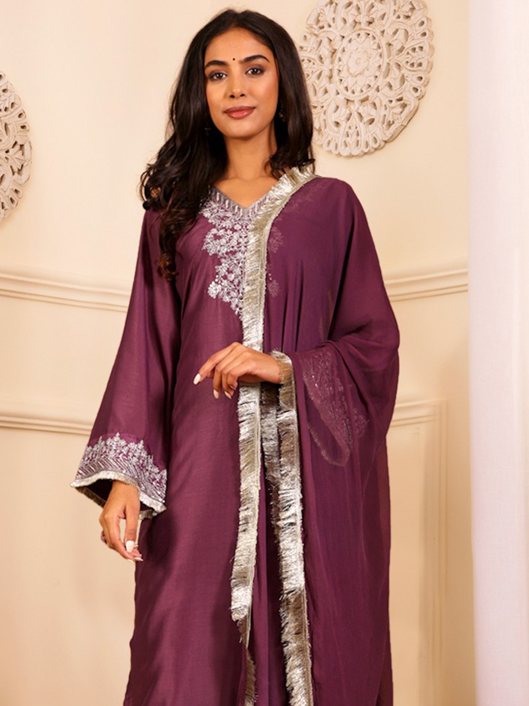 

Varanga Ethnic Motifs Embroidered Regular Kurta with Trousers & With Dupatta, Mauve