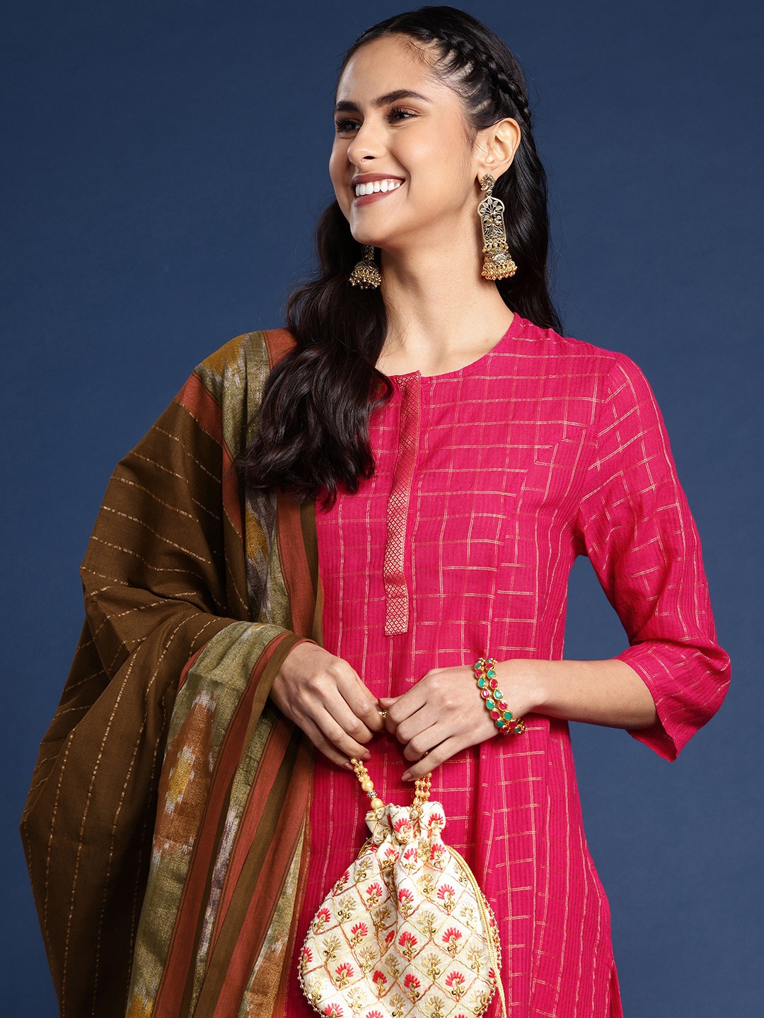 

Taavi Women Nagri Weaves Checked Kurta With Trousers & Dupatta, Pink