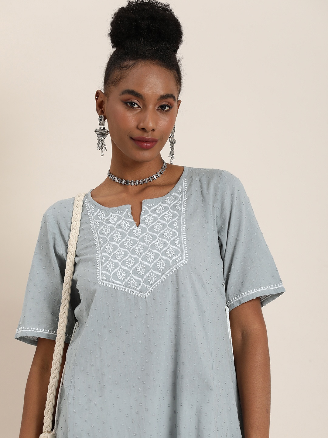

Taavi Pure Cotton Ethnic Motifs Embroidered A-Line Chikankari Kurta, Grey