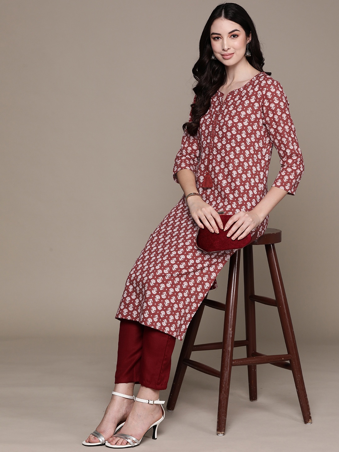 

Anubhutee Women Ethnic Motifs Printed Sequinned Kurta, Rust