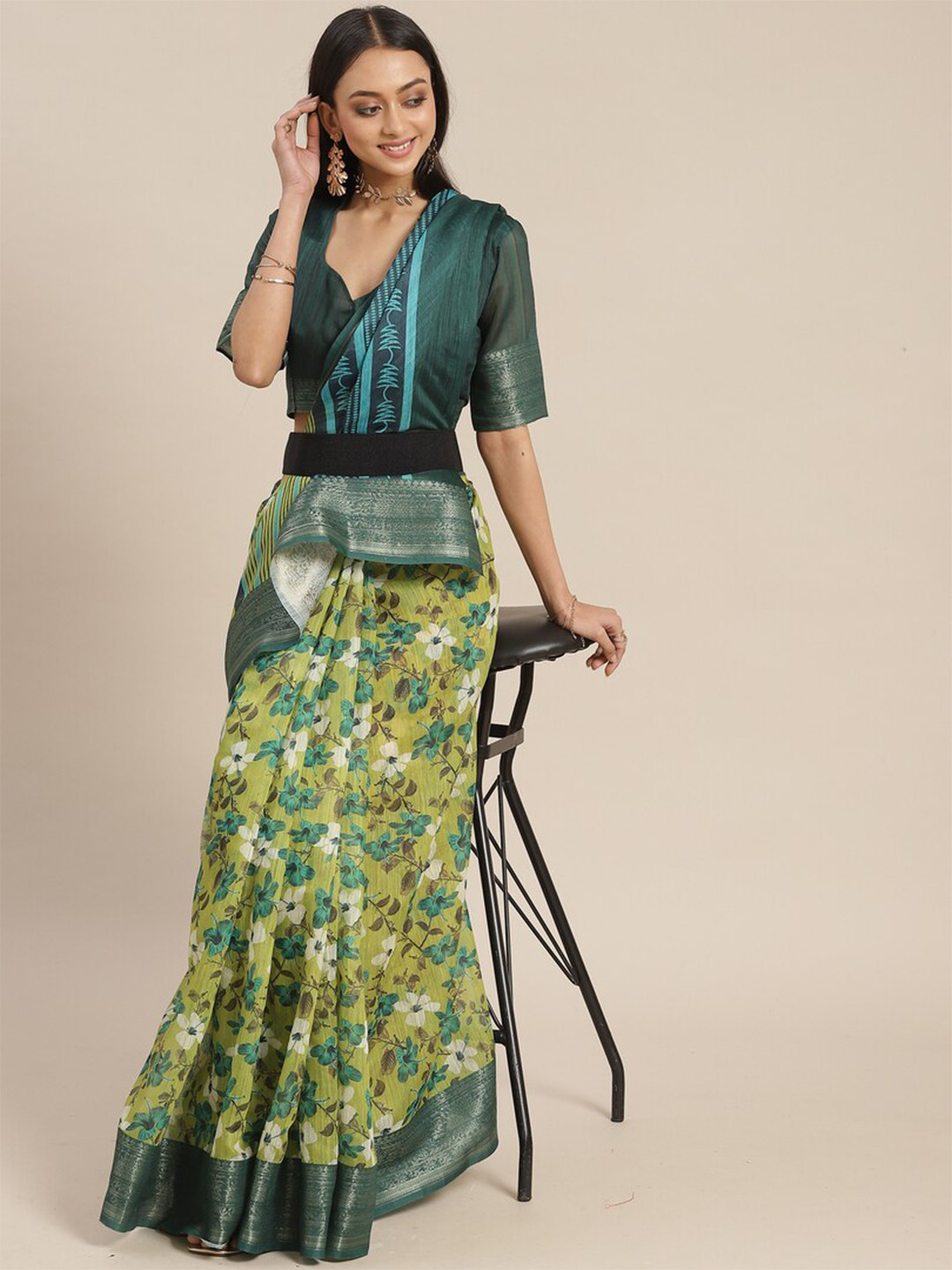 

KALINI Floral Printed Zari Saree, Green