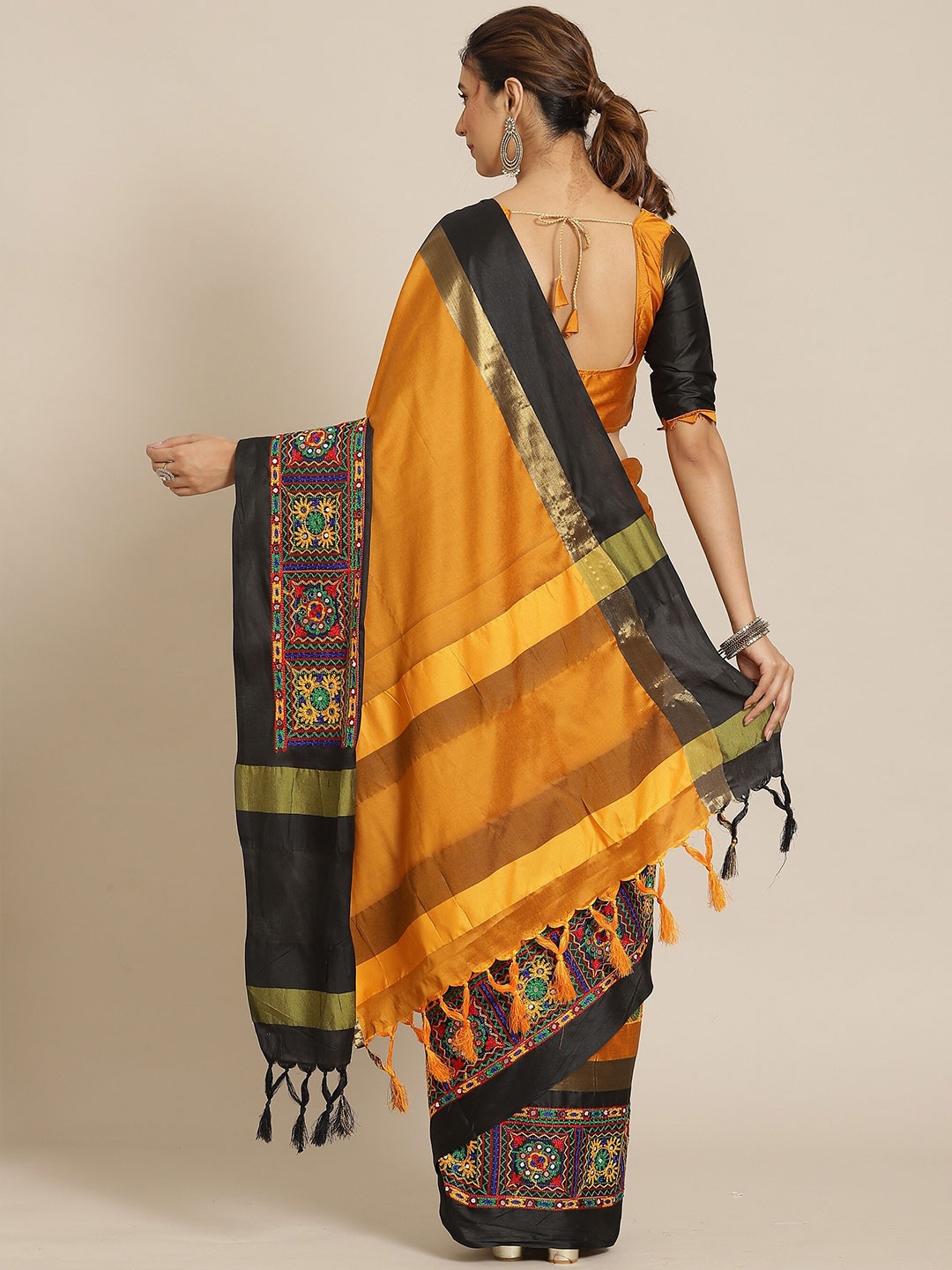 

KALINI Ethnic Motifs Embroidered Silk Cotton Saree, Yellow