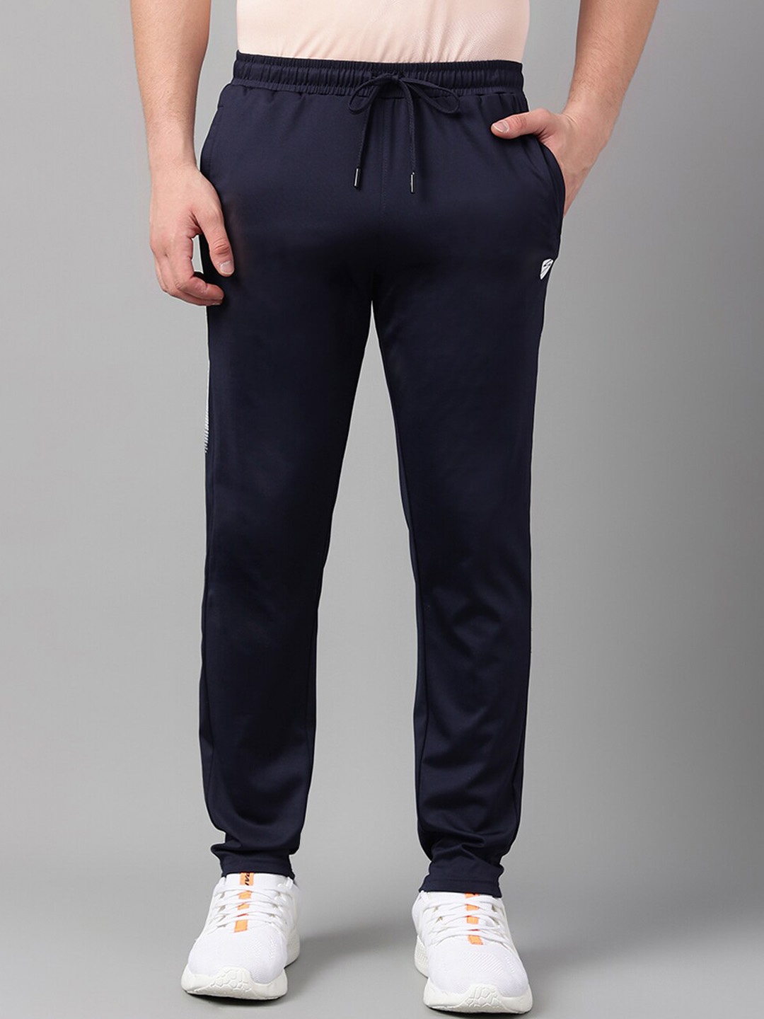 

UNPAR Men Mid-Rise Sports Track Pants, Black