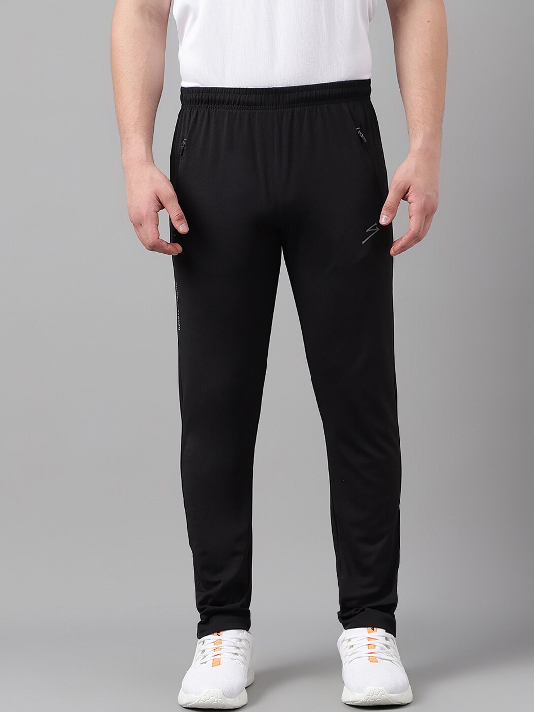 

UNPAR Men Regular Fit Track Pants, Black