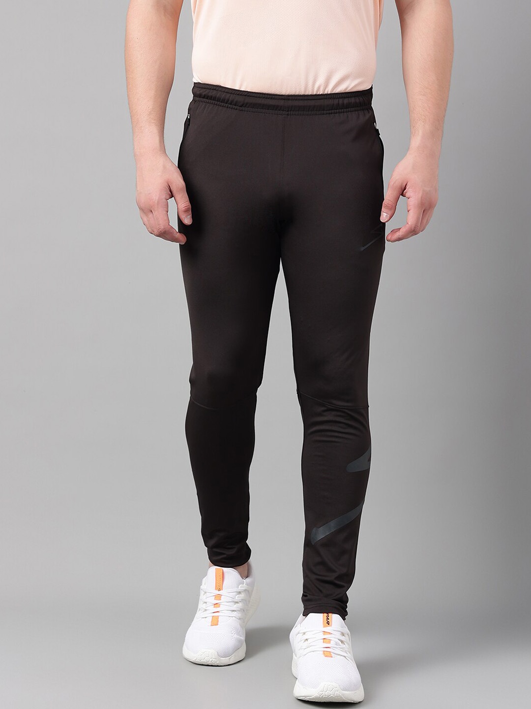 

UNPAR Men Slim-Fit Polyester Track Pants, Black
