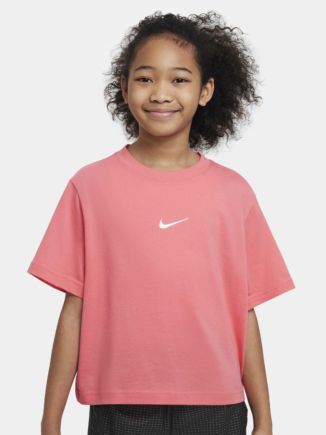 

Nike Girls Sportswear T-Shirt, Pink