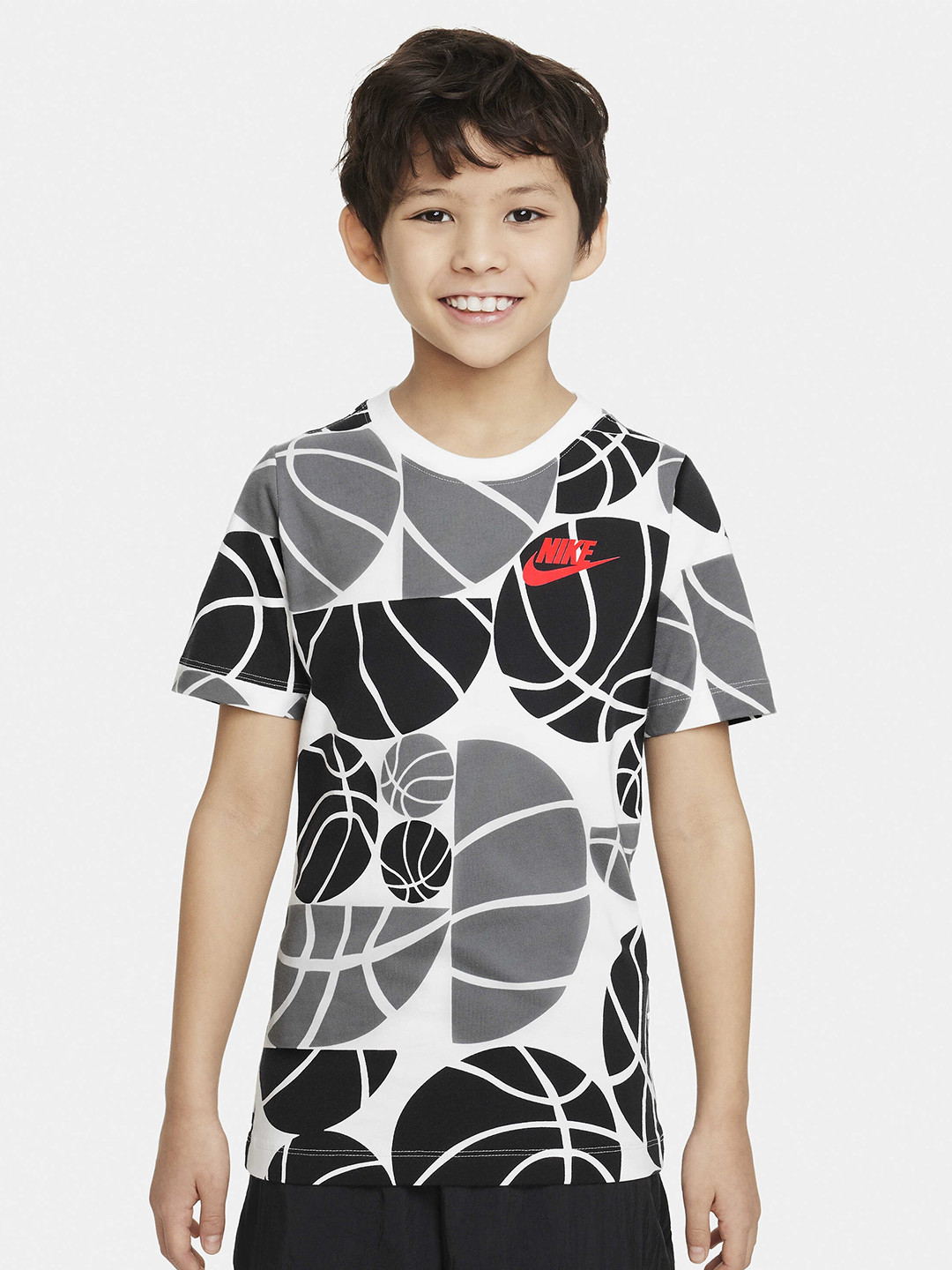 

Nike Boys Sportswear Culture Of Basketball Printed T-Shirt, White