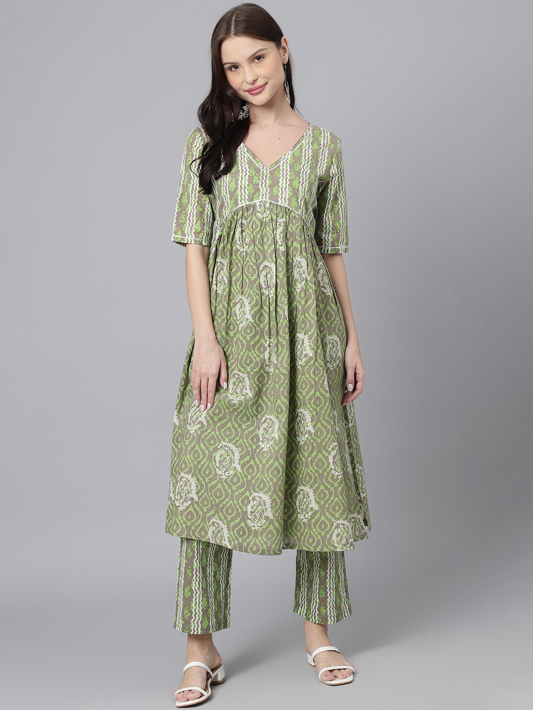 

KALINI Floral Printed Empire Kurta With Trousers, Green