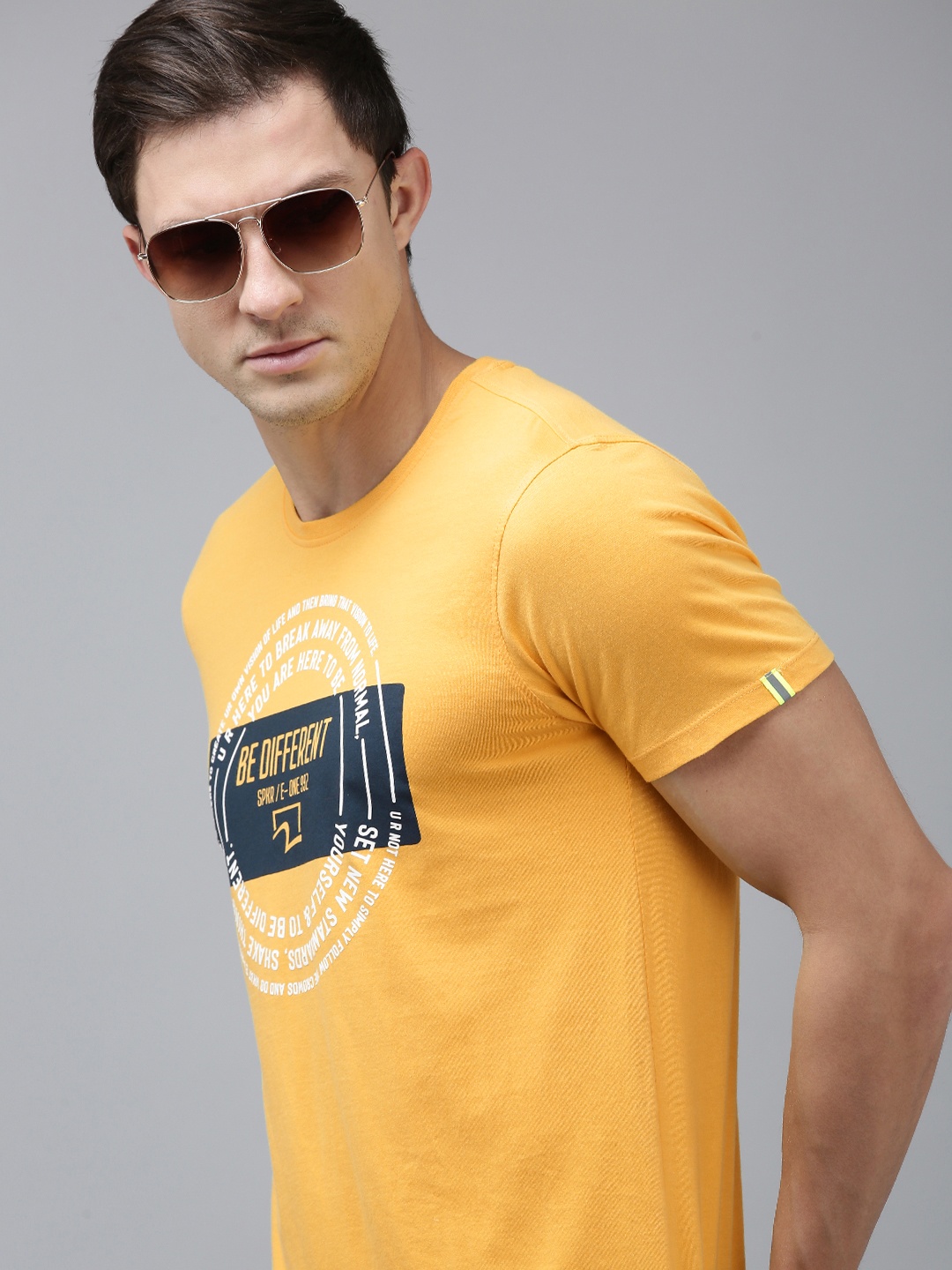 SPYKAR Men Typography Printed Pure Cotton Slim Fit T-shirt, Yellow