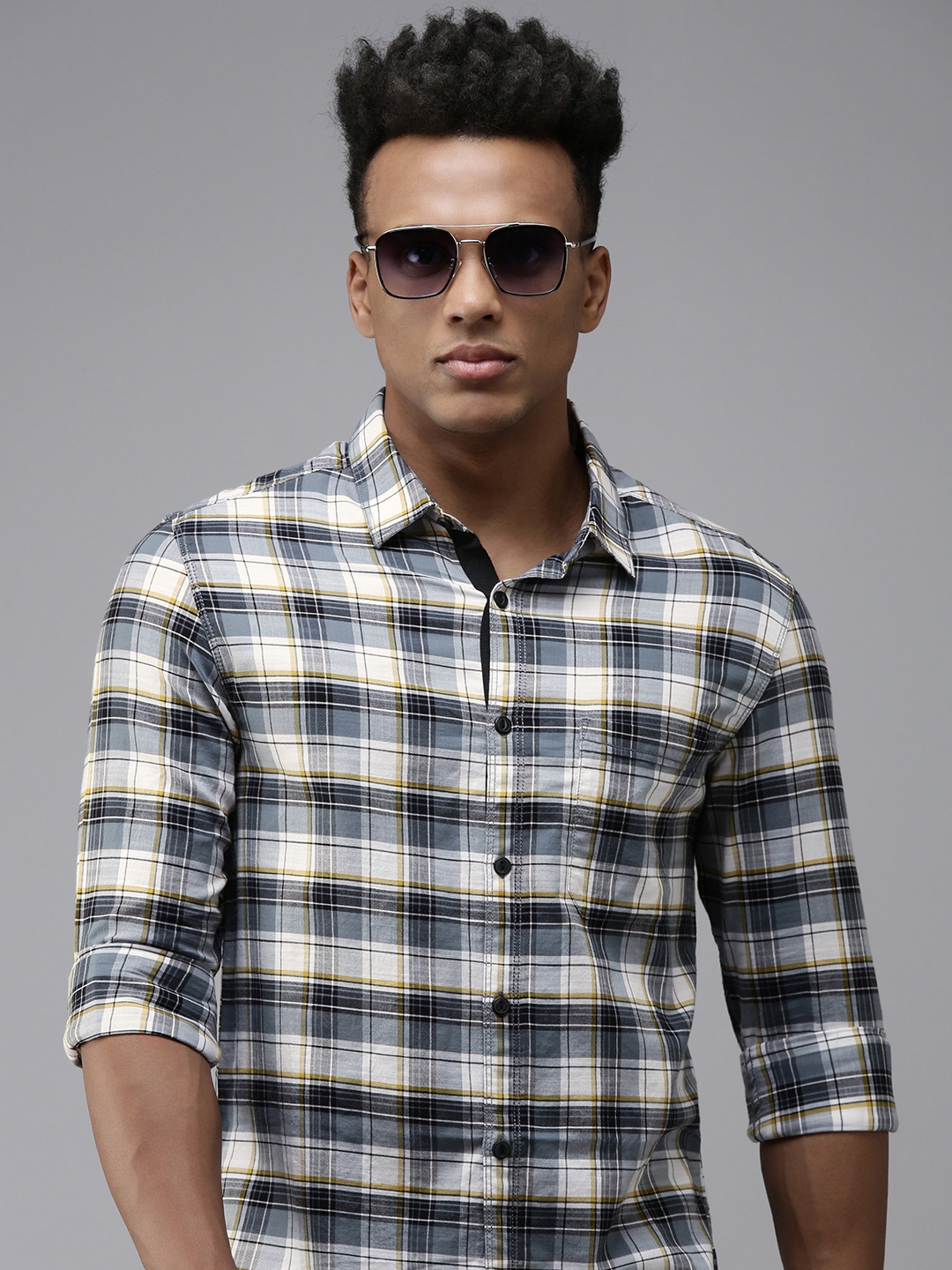 

SPYKAR Slim Fit Pure Cotton Checked Casual Shirt, Grey