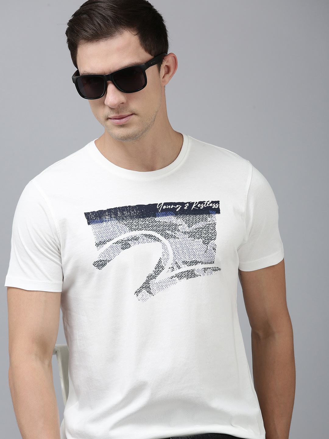 

SPYKAR Men Brand Logo Printed Pure Cotton Slim Fit T-shirt, White