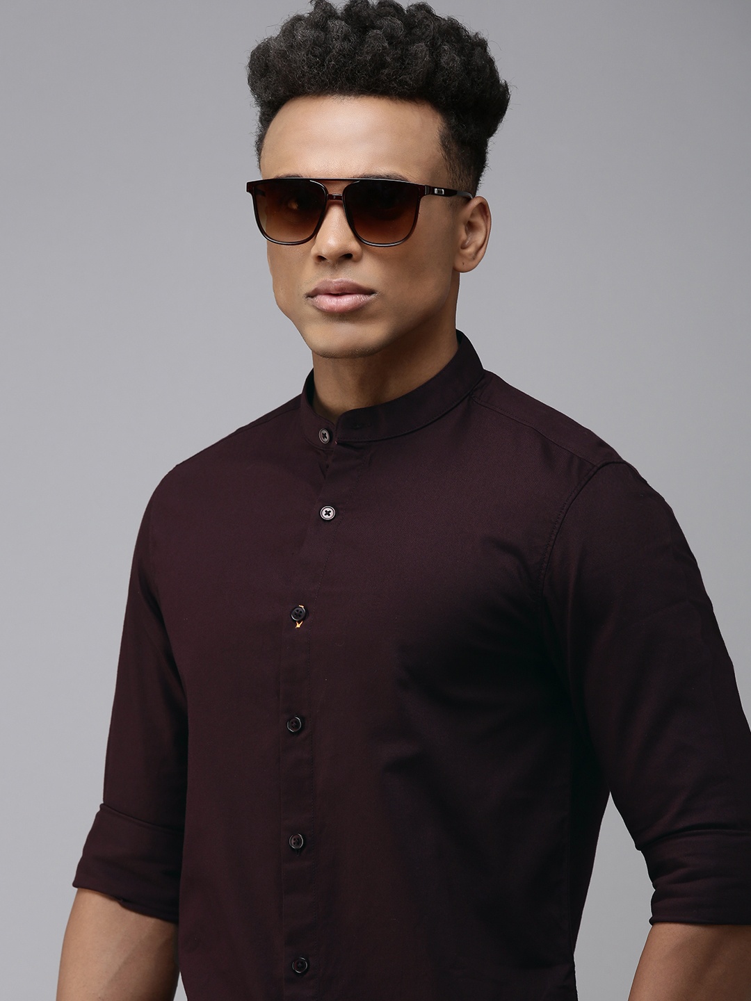 

SPYKAR Men Solid Pure Cotton Casual Shirt, Burgundy