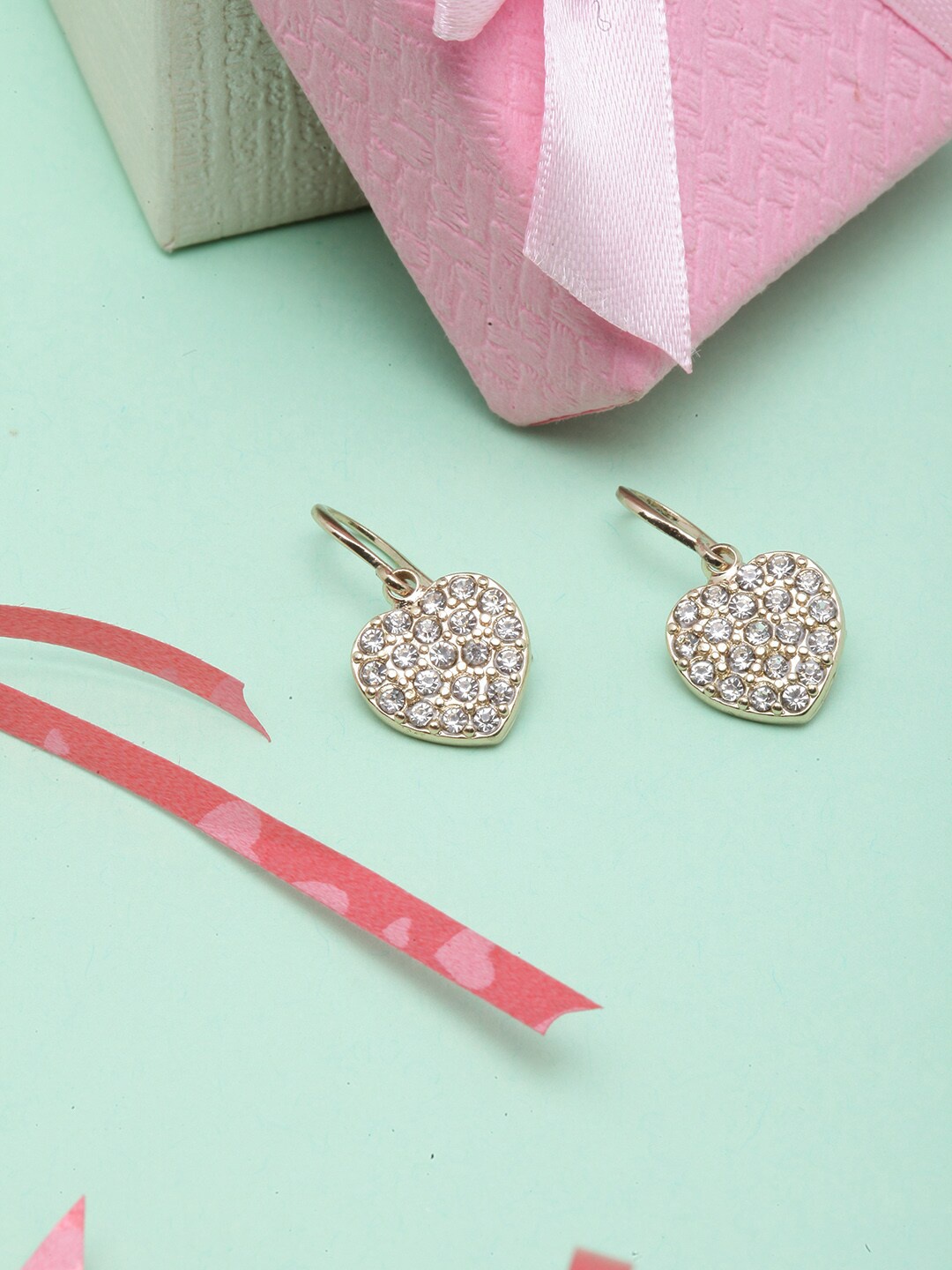 

DIVA WALK Gold-Plated Heart Shaped Drop Earrings