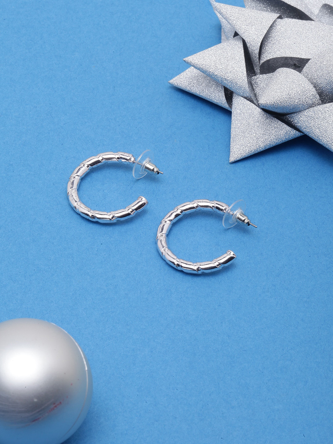 

DIVA WALK Silver-Plated Circular Half Hoop Earrings