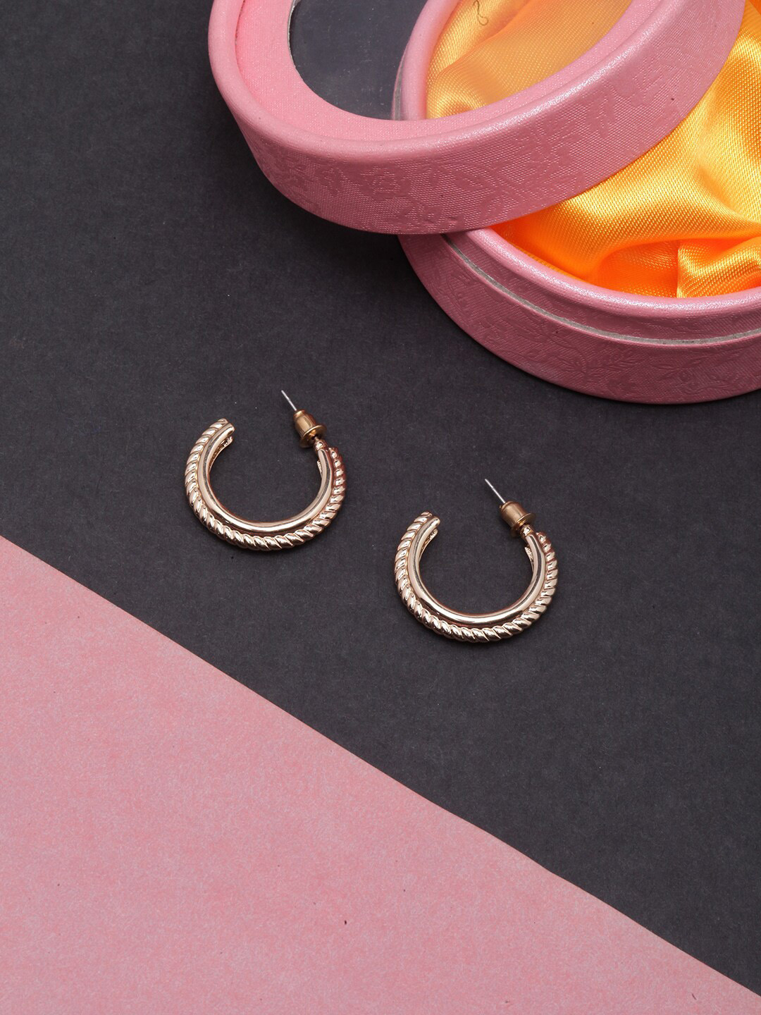 

DIVA WALK Gold-Plated Circular Half Hoop Earrings