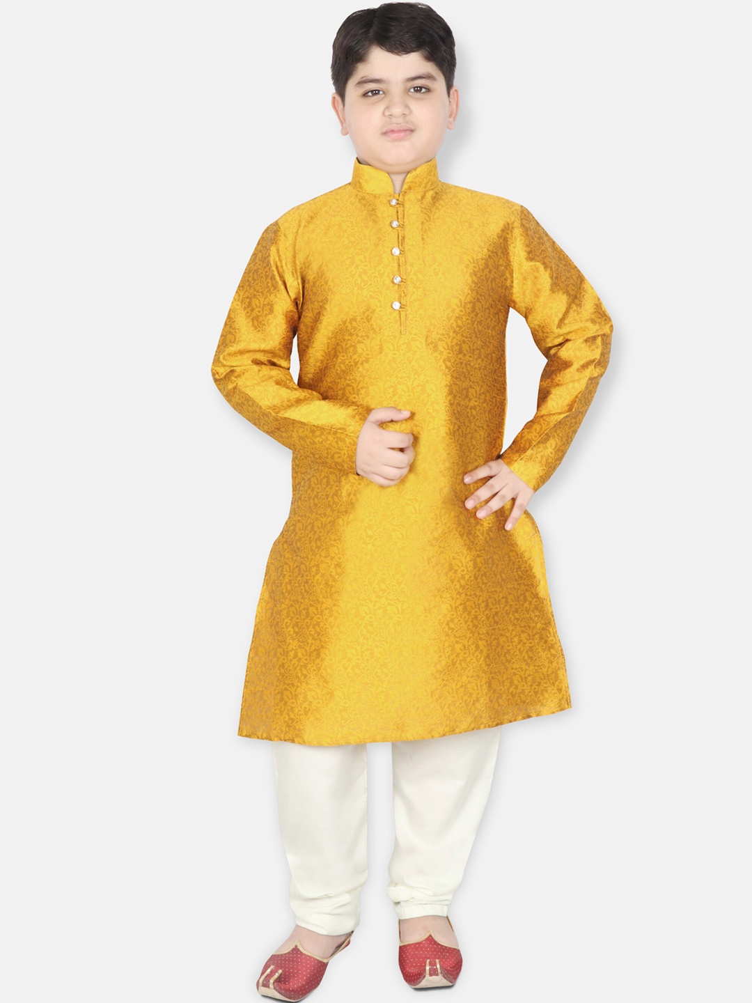 

SG YUVRAJ Boys Woven Design Mandarin Collar Kurta With Pyjamas, Mustard