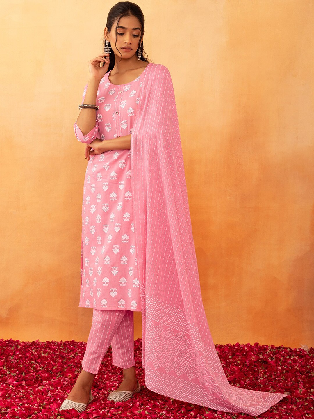 

Rang by Indya Floral Printed Regular Pure Cotton Straight Kurta & Trousers With Dupatta, Pink