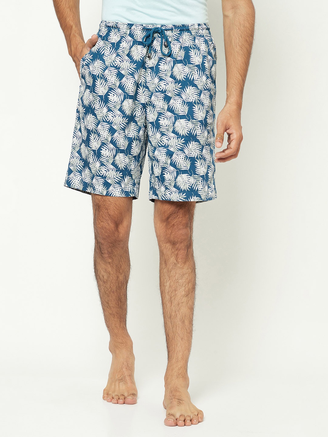 

Crimsoune Club Men Floral Printed Pure Cotton Lounge Shorts, Navy blue