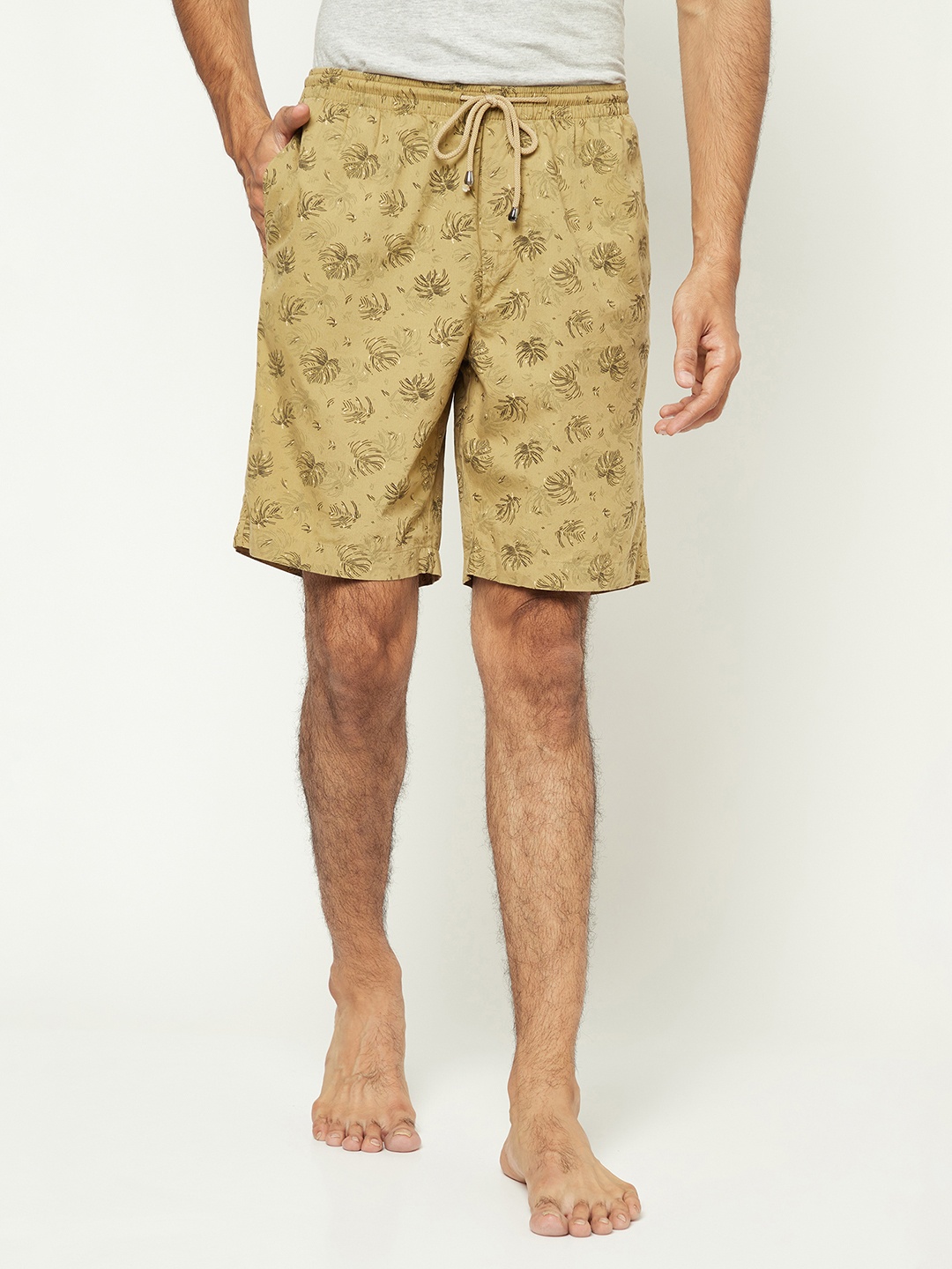 

Crimsoune Club Men Floral Printed Pure Cotton Lounge Shorts, Olive