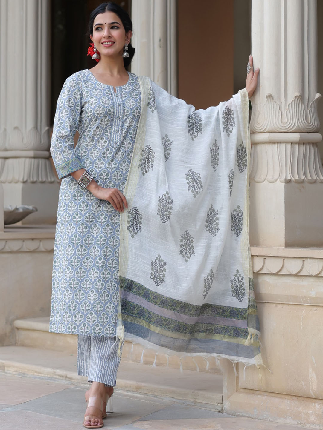 

PIROH Floral Printed Sequinned Pure Cotton Kurta With Trousers & With Dupatta, Grey