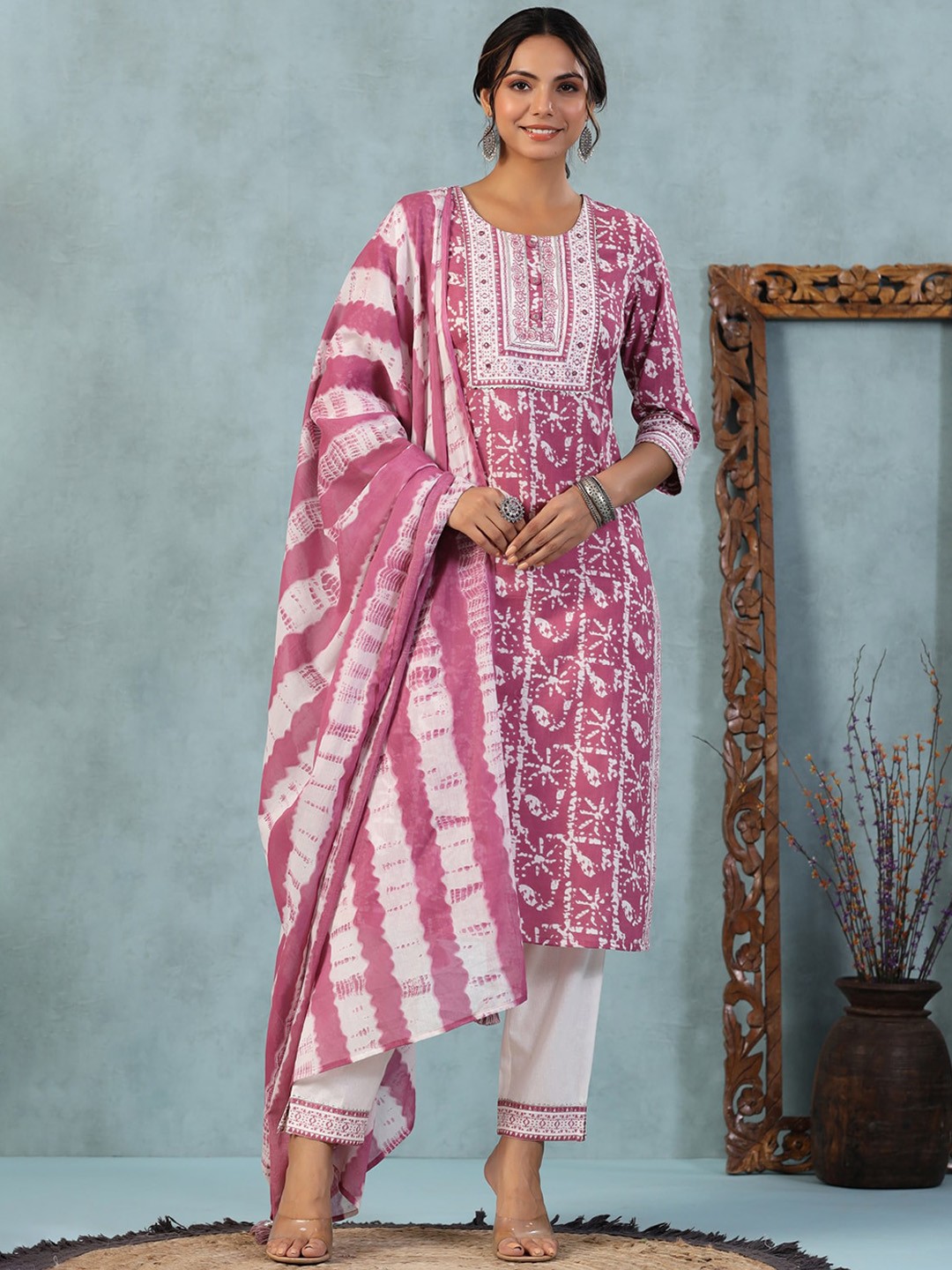 

PIROH Ethnic Motifs Printed Mirror Work Pure Cotton Kurta With Trousers & With Dupatta, Lavender