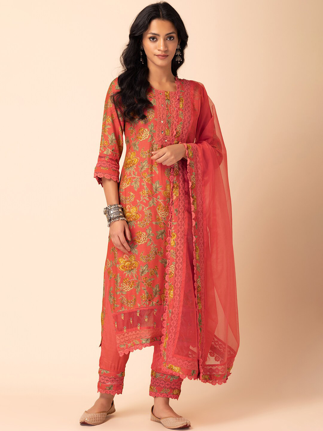 

INDYA Floral Printed Kurta With Trouser & Dupatta, Orange