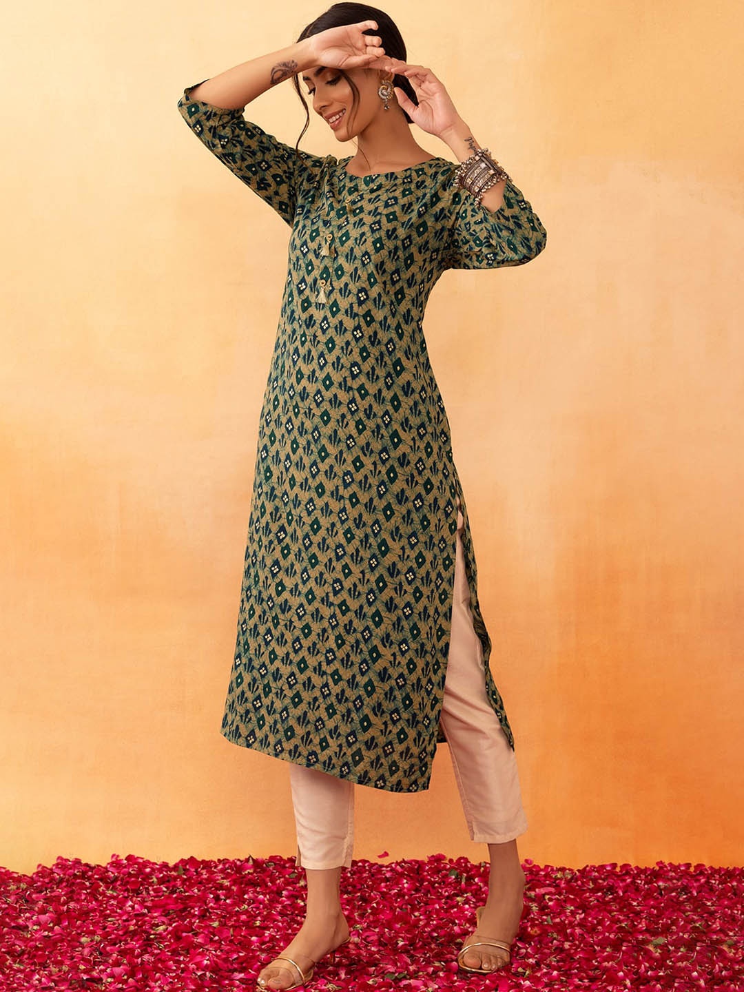 

INDYA Batik Foil Printed Straight Kurta, Brown