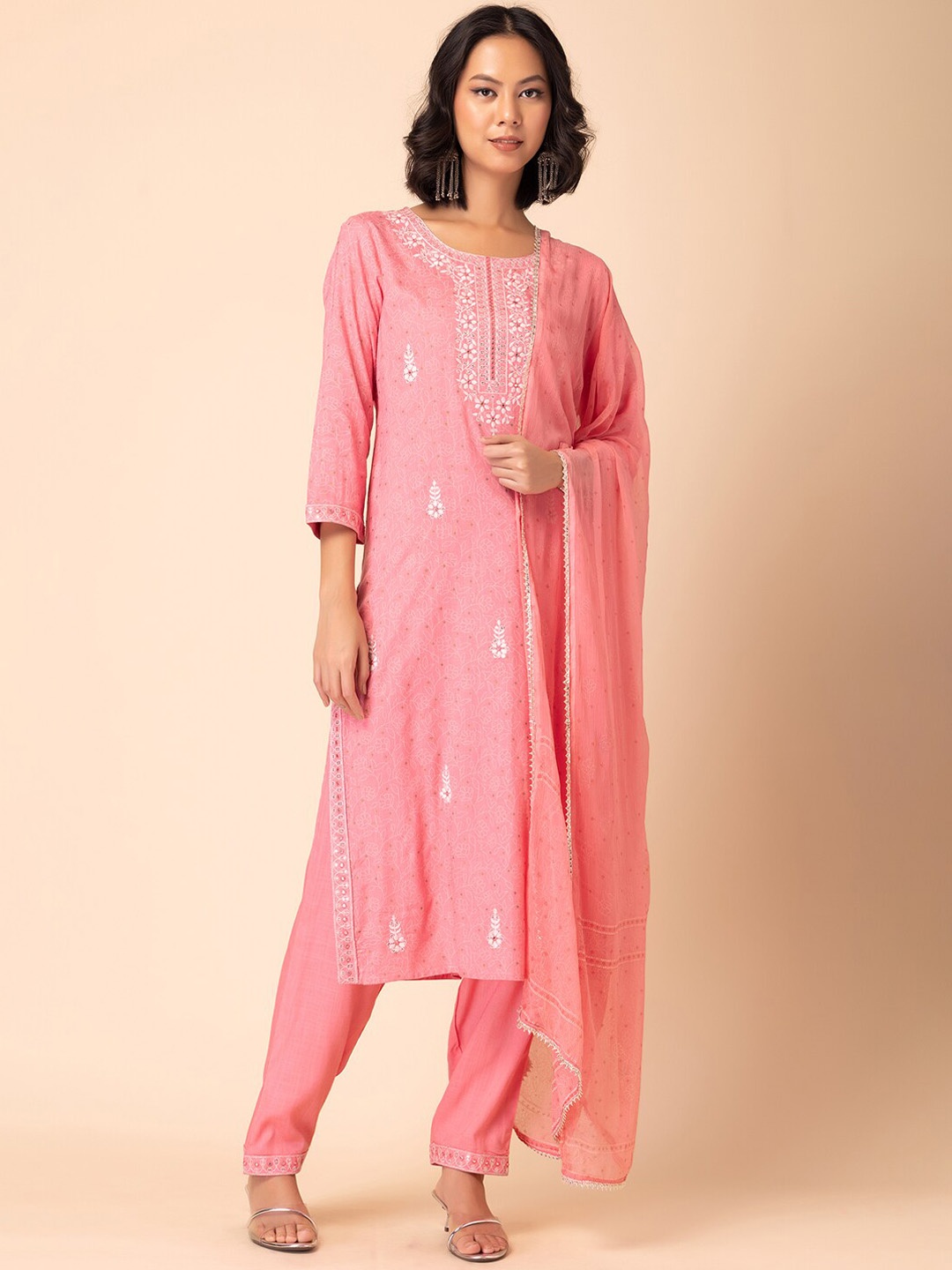 

INDYA Floral Sequinned Embroidered Straight Kurta With Trouser & Dupatta, Pink