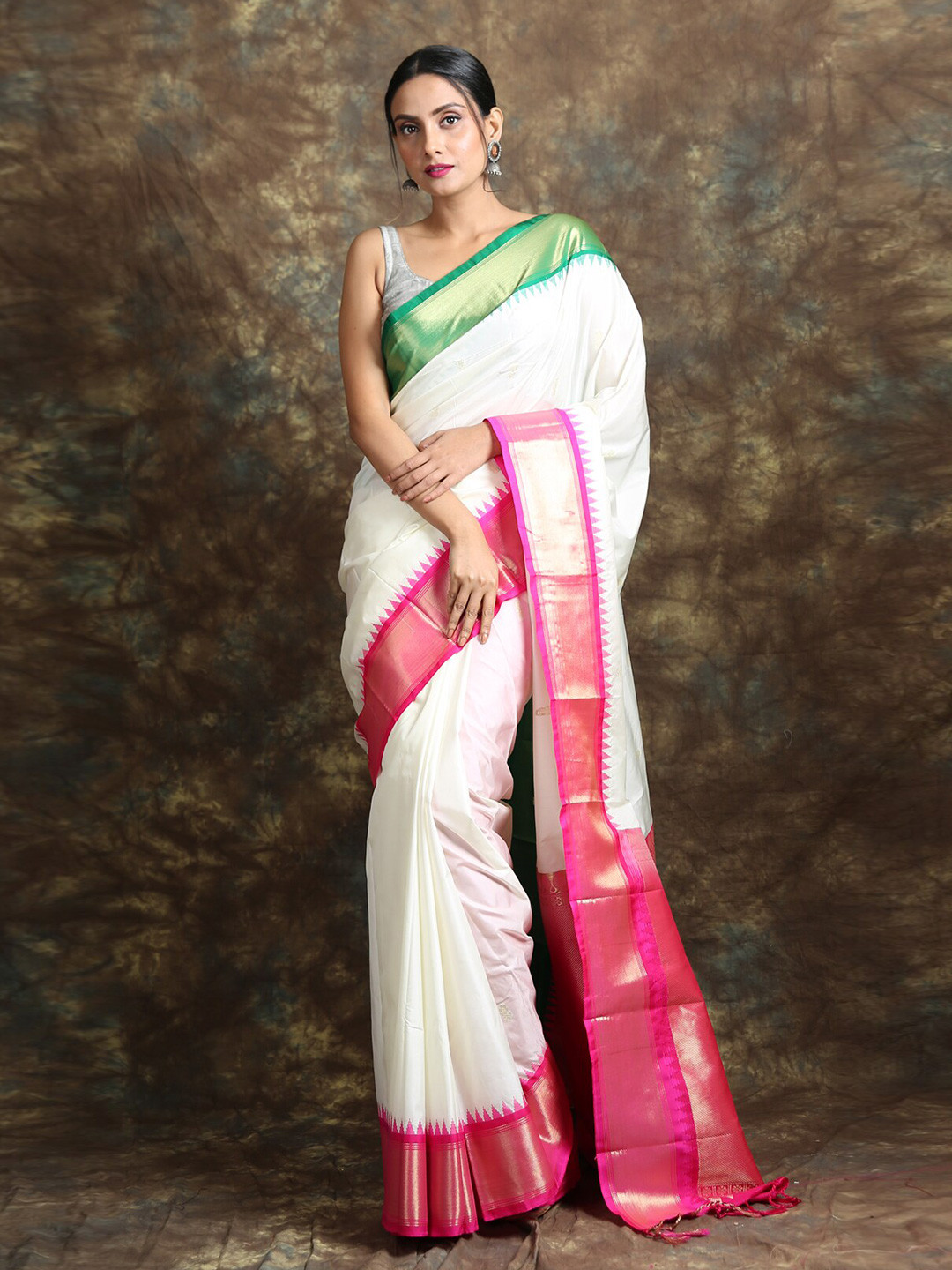

Charukriti Ethnic Woven Design Zari Saree, White