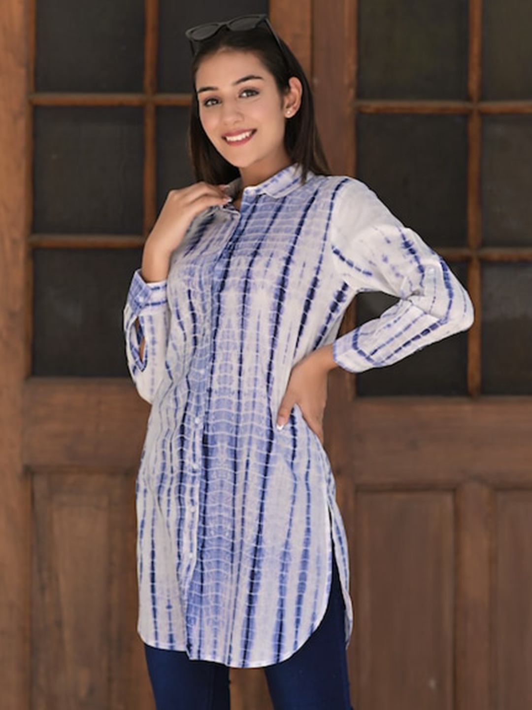 

Hatheli Opaque Shibhori Cotton Longline Casual Shirt, White
