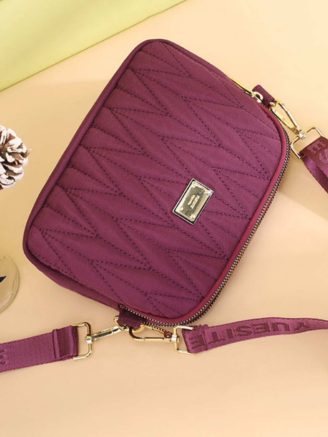 

Diva Dale Structured Sling Bag With Quilted, Purple