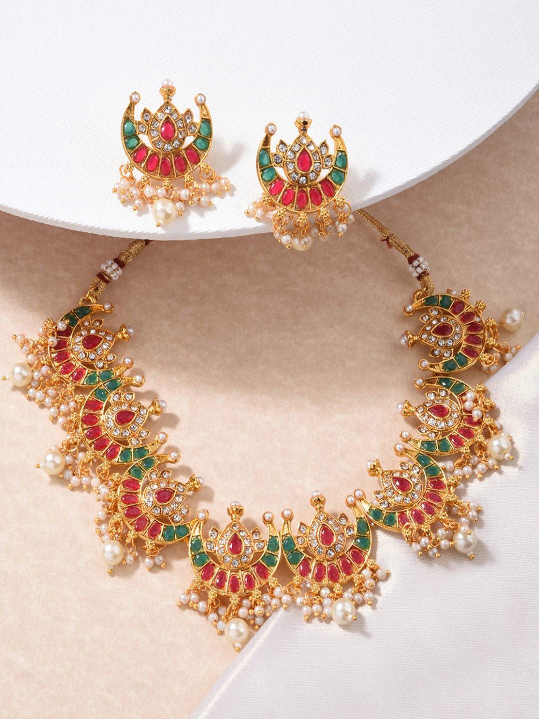 

Fida Gold-Plated Kundan-Studded & Beaded Necklace & Earring Set