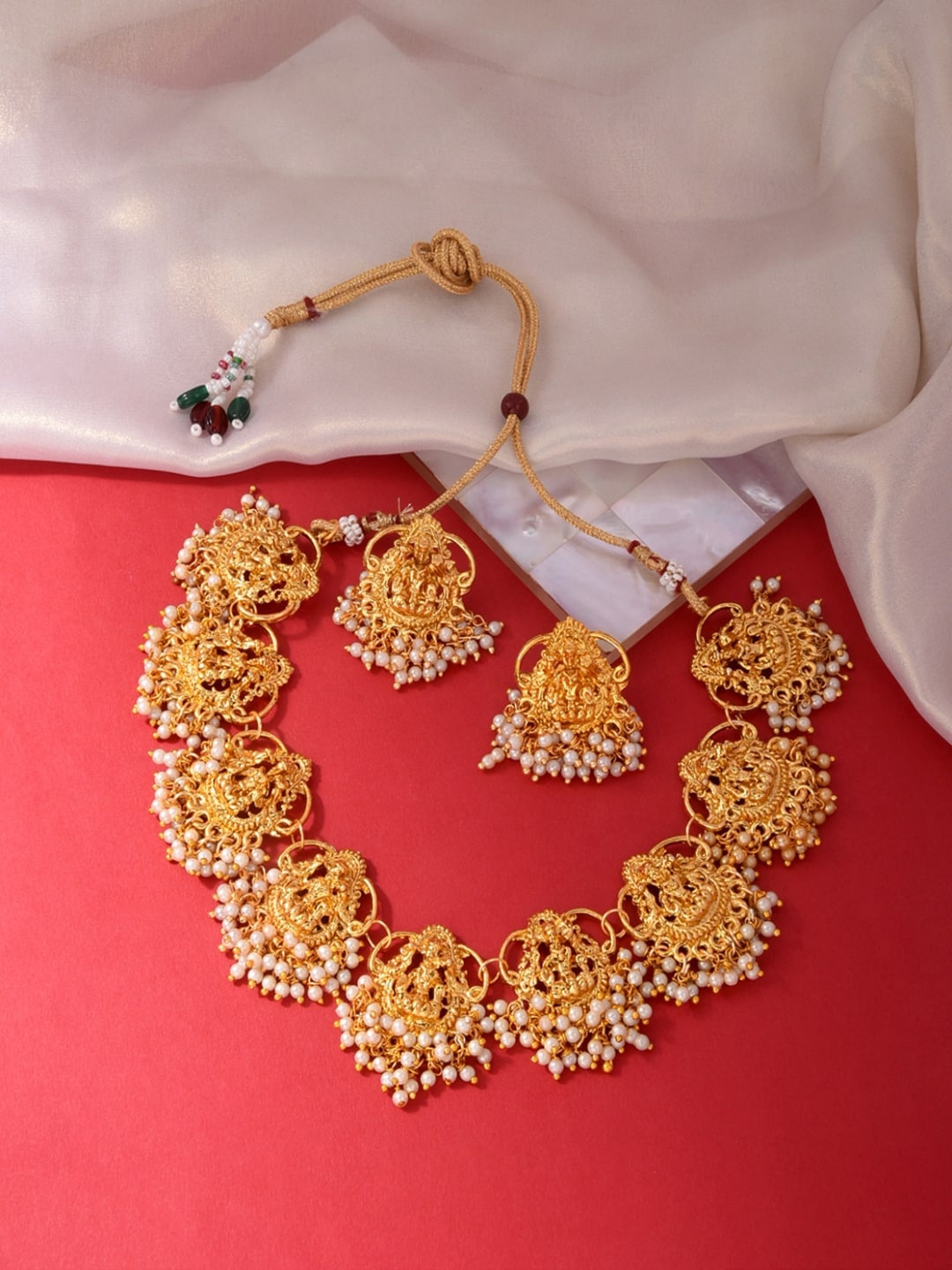 

Fida Gold-Plated Beaded Necklace & Earring Set