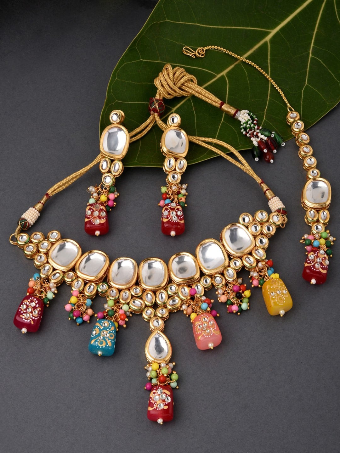 

Fida Gold-Plated Kundan-Studded & Beaded Necklace & Earring Set