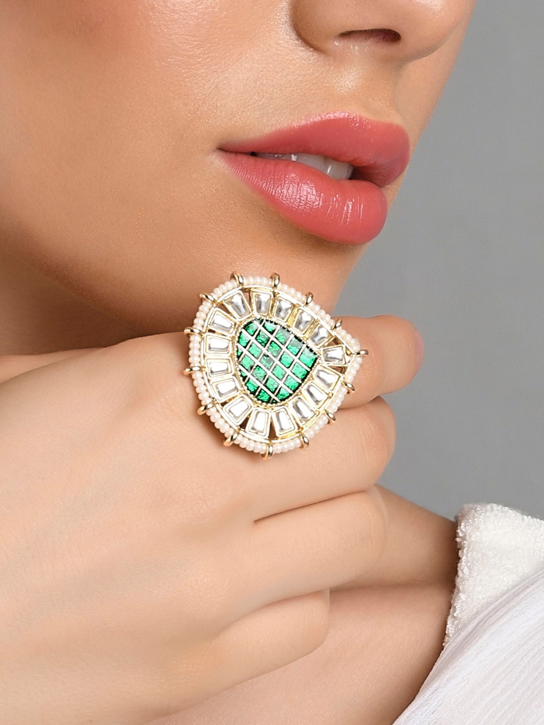 

Fida Gold-Plated & Kundan-Studded Teardrop Shaped Finger Ring
